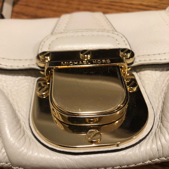 Michael Kors crossbody bag - Picture 2 of 3